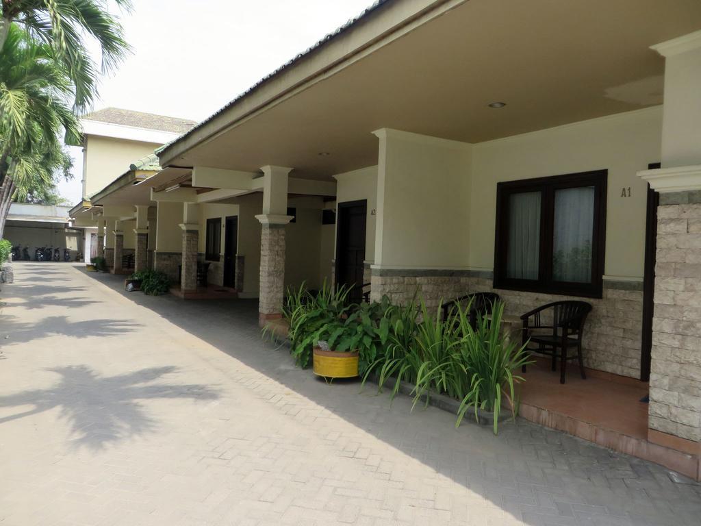 Adisurya Hotel Kediri  Cameră foto